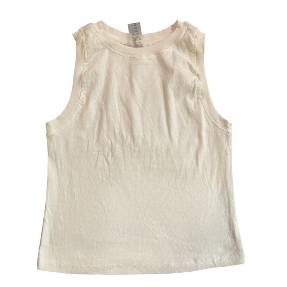 Urban Rebel. Women's sleeveless blouse in white. Size M. Made in India.